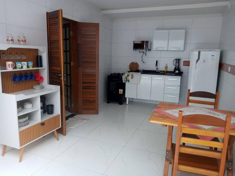 Casa Estilo Minimalista Em Ubatuba Villa Buitenkant foto